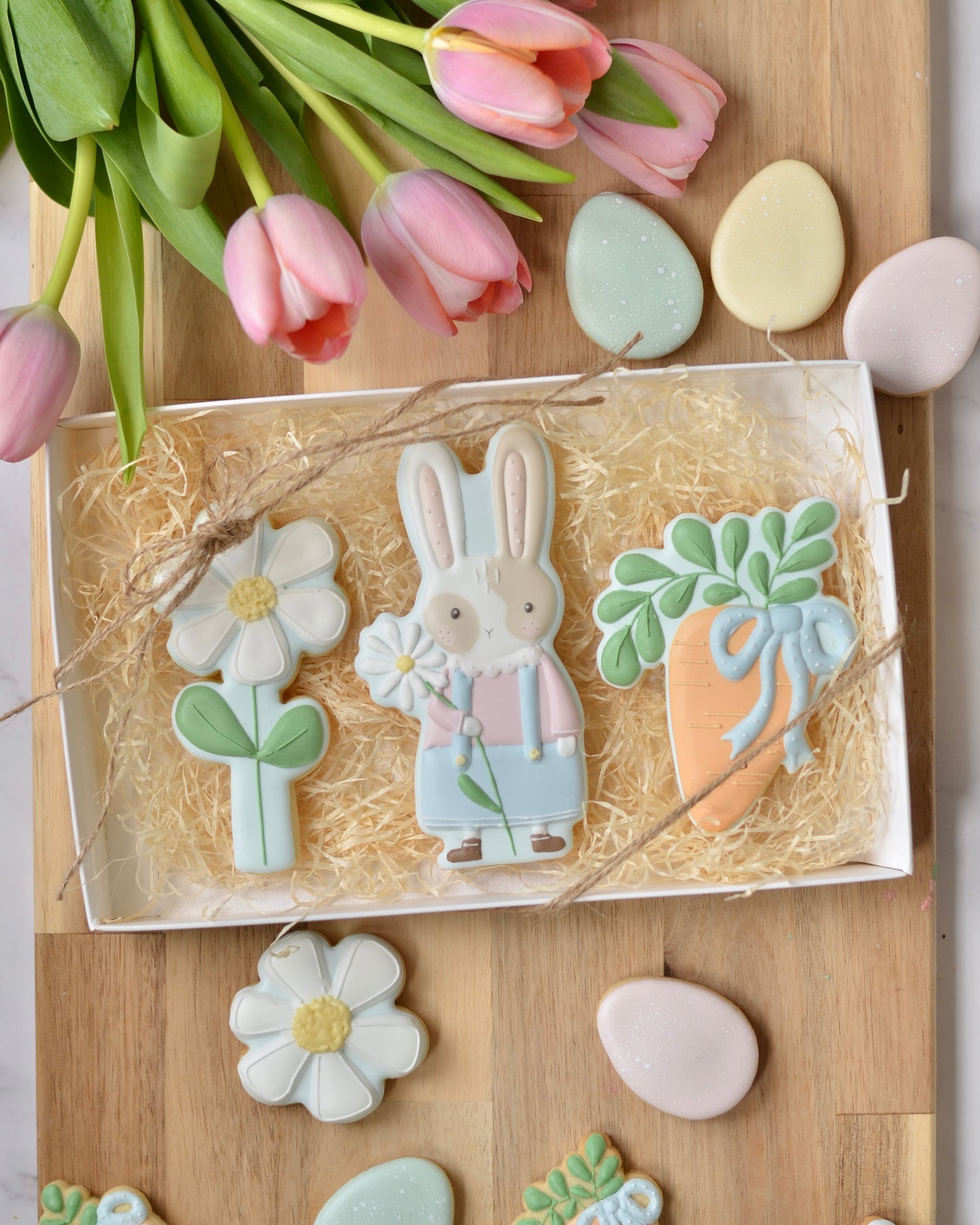 Confezione coniglio con fiore