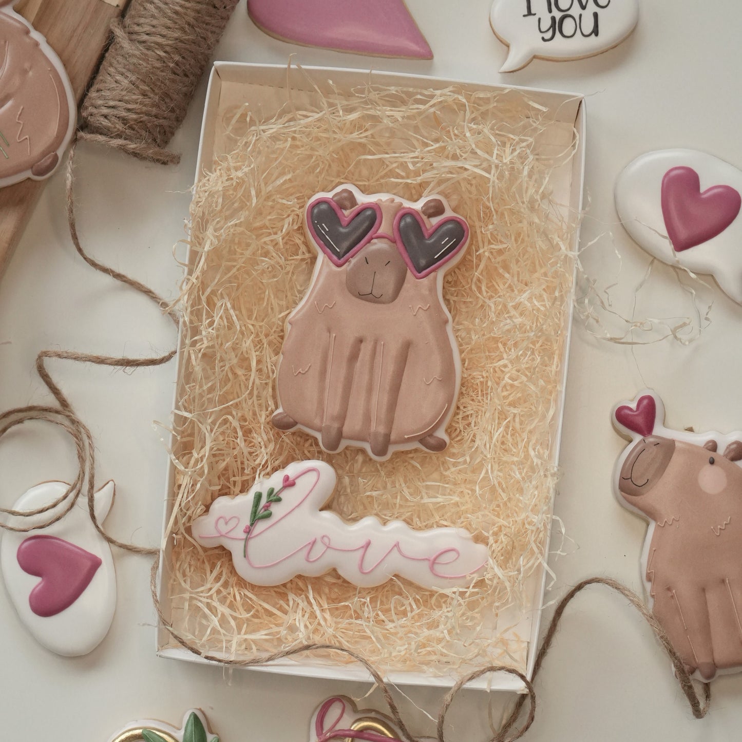 Capibara fashion e scritta Love