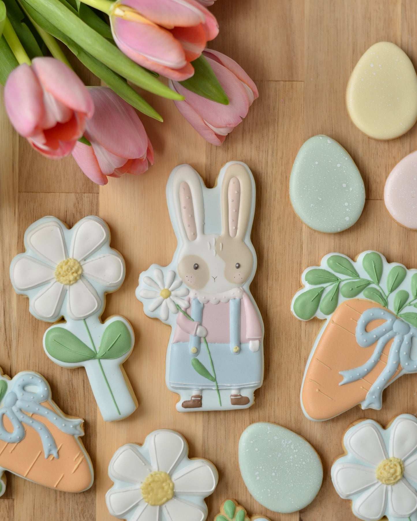 Coniglietto con fiore
