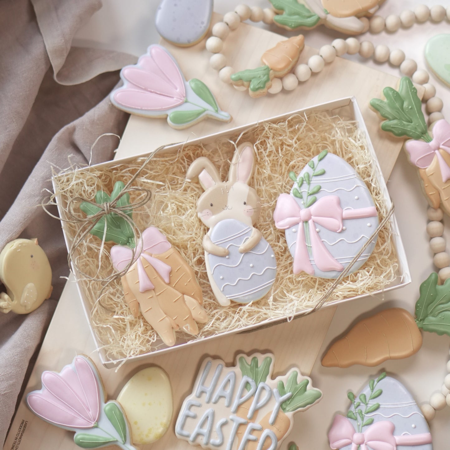 Rabbit package with egg